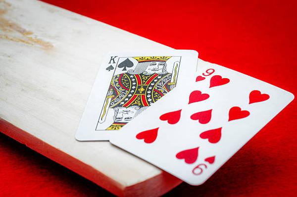 Coin Poker tournaments inspiring competitive play online